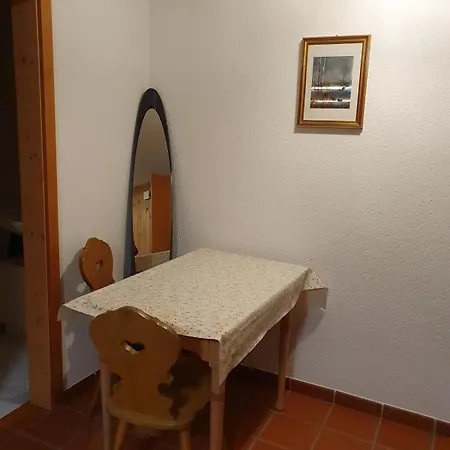 アパート Schoene Mit Aussicht Auf Bergpanorama インナートキルヒェン